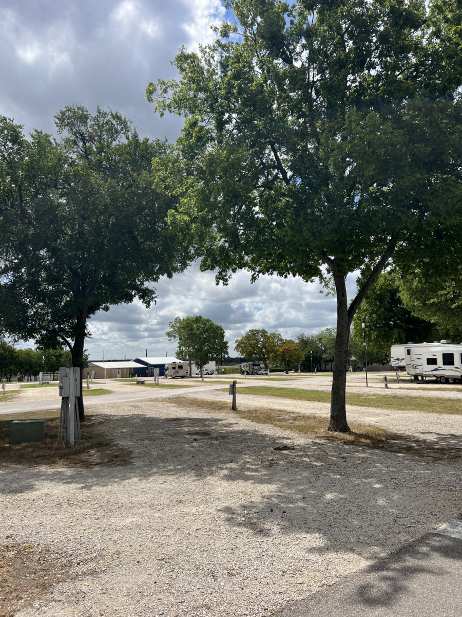 Blue Sky I-35 RV Park